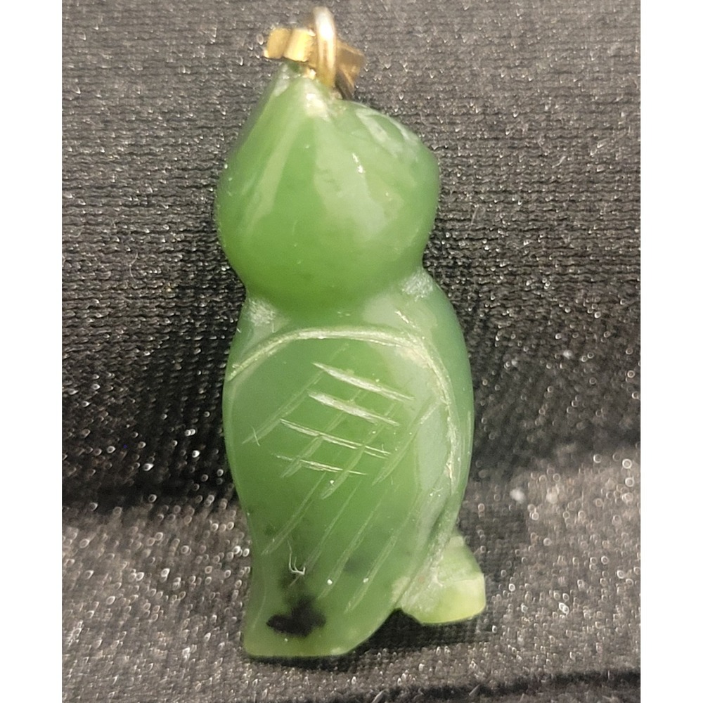 Owl Bird Vintage Jade Pendant Estate Fine Jewelry Pre-Owned Hand-Carved